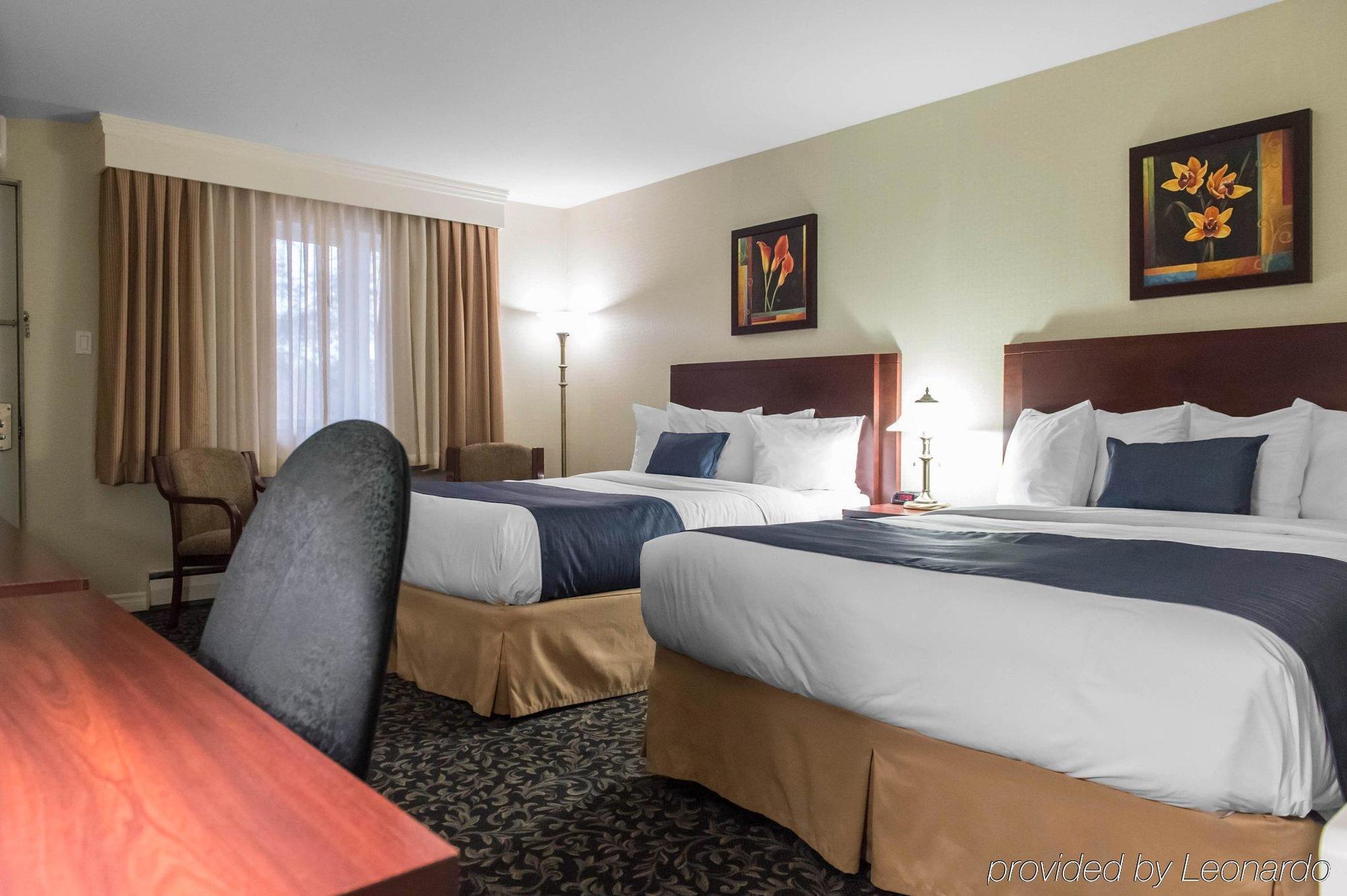 Quality Inn Mont-Laurier Bagian luar foto